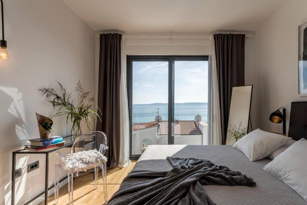 Holiday Home Lolina,Sea On A Palm! Heated Pool トロギール エクステリア 写真